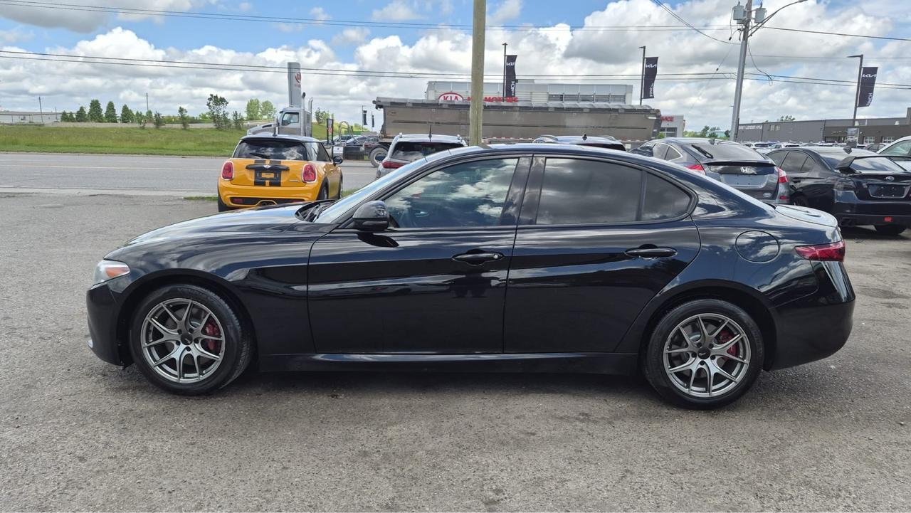 2017 Alfa Romeo Giulia TI, Q4, RED LEATHER, AWD, FULLY LOADED, CERTIFIED Photo1