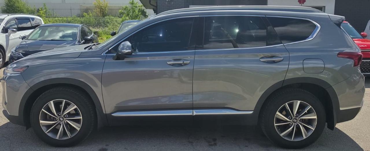 2019 Hyundai Santa Fe PREFERRED / NO ACCIDENTS / ONE OWNER / AWD Photo