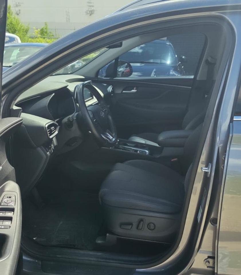 2019 Hyundai Santa Fe PREFERRED / NO ACCIDENTS / ONE OWNER / AWD Photo3