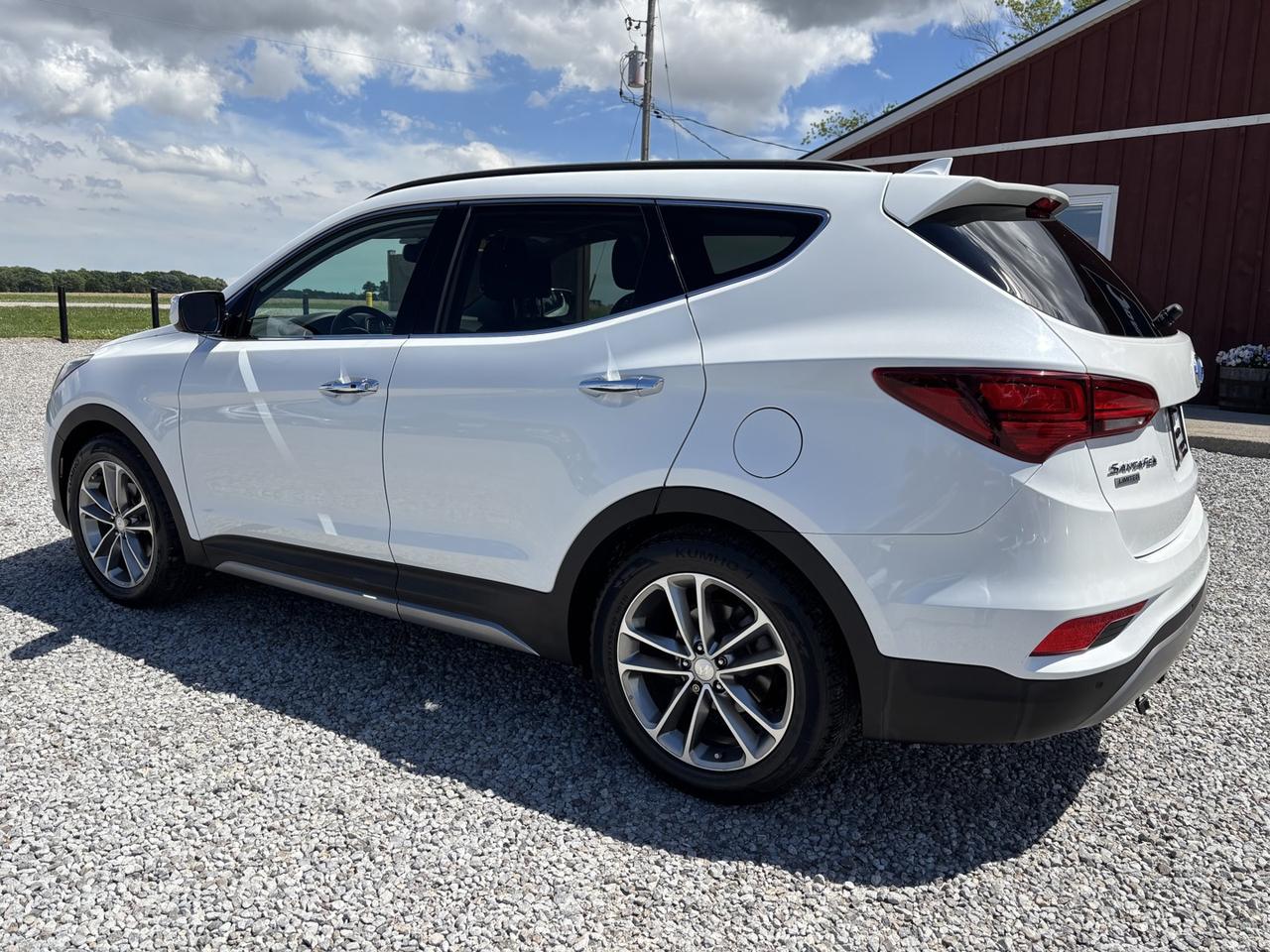 2017 Hyundai Santa Fe Sport 2.0T Ultimate AWD Photo