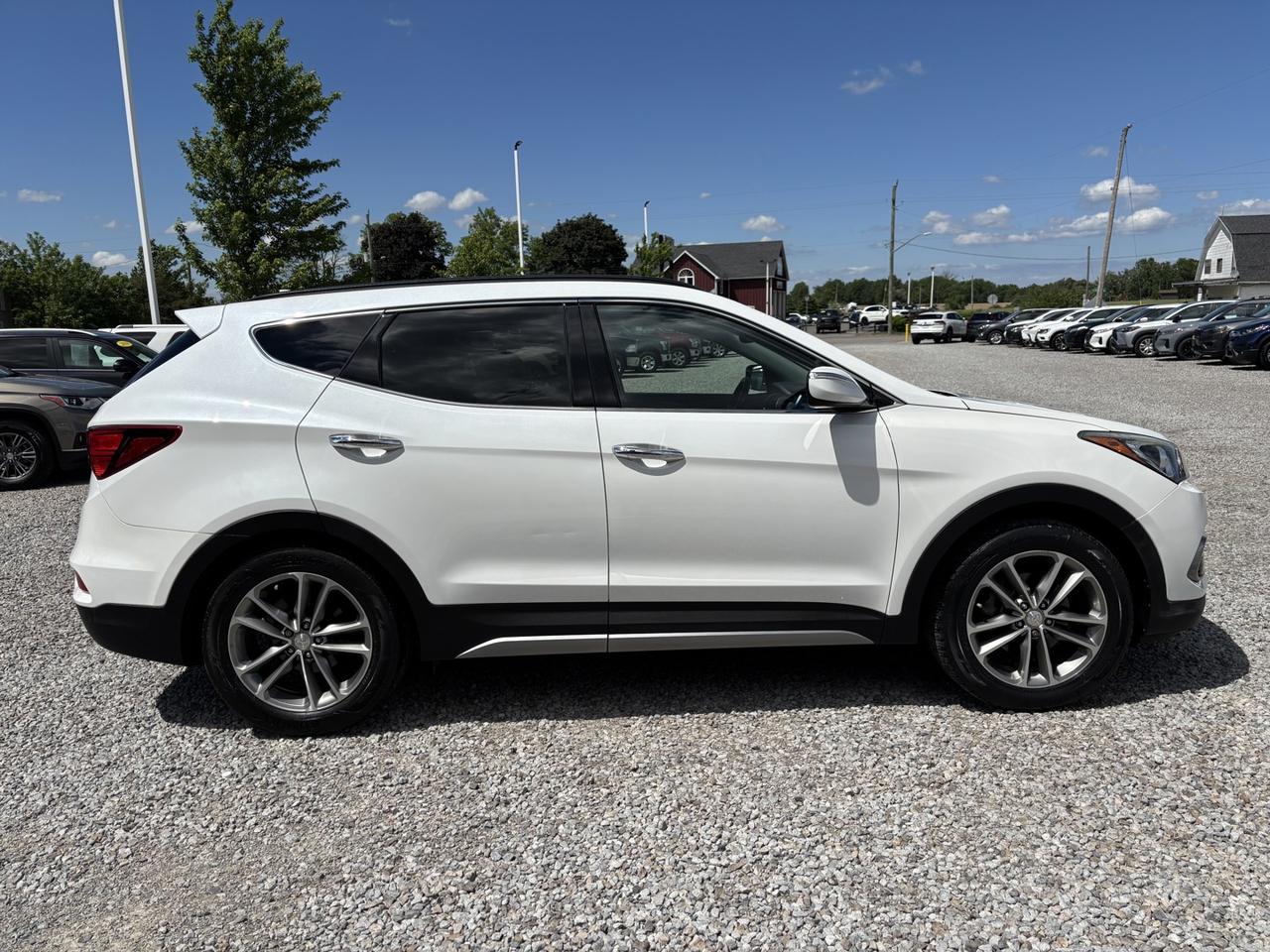 2017 Hyundai Santa Fe Sport 2.0T Ultimate AWD Photo