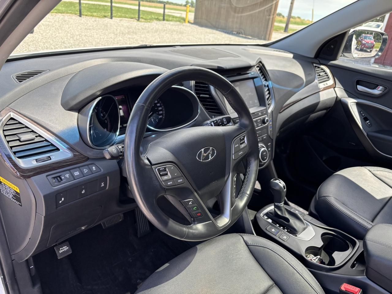 2017 Hyundai Santa Fe Sport 2.0T Ultimate AWD Photo