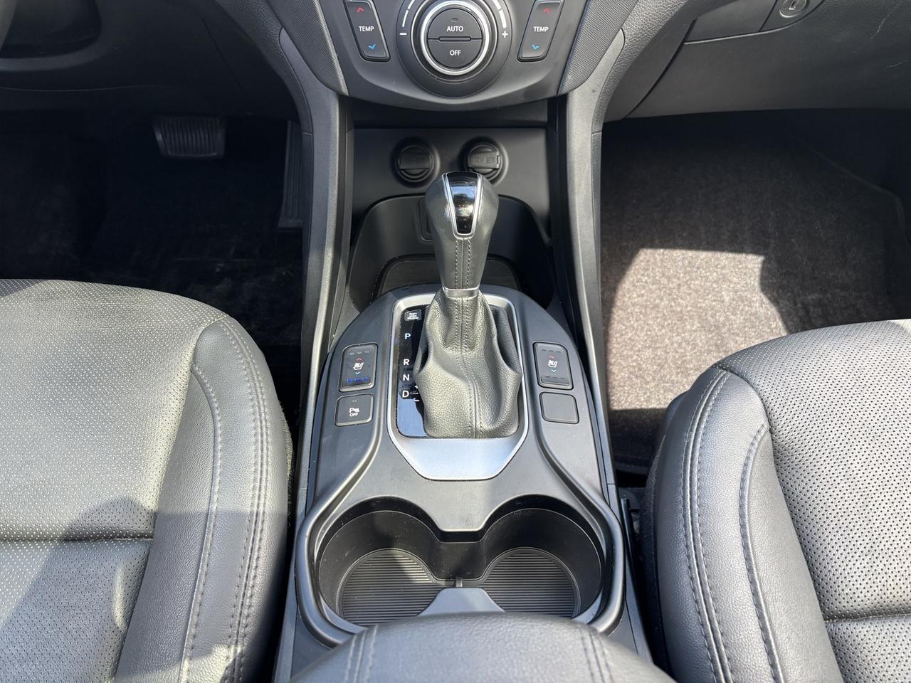 2017 Hyundai Santa Fe Sport 2.0T Ultimate AWD Photo