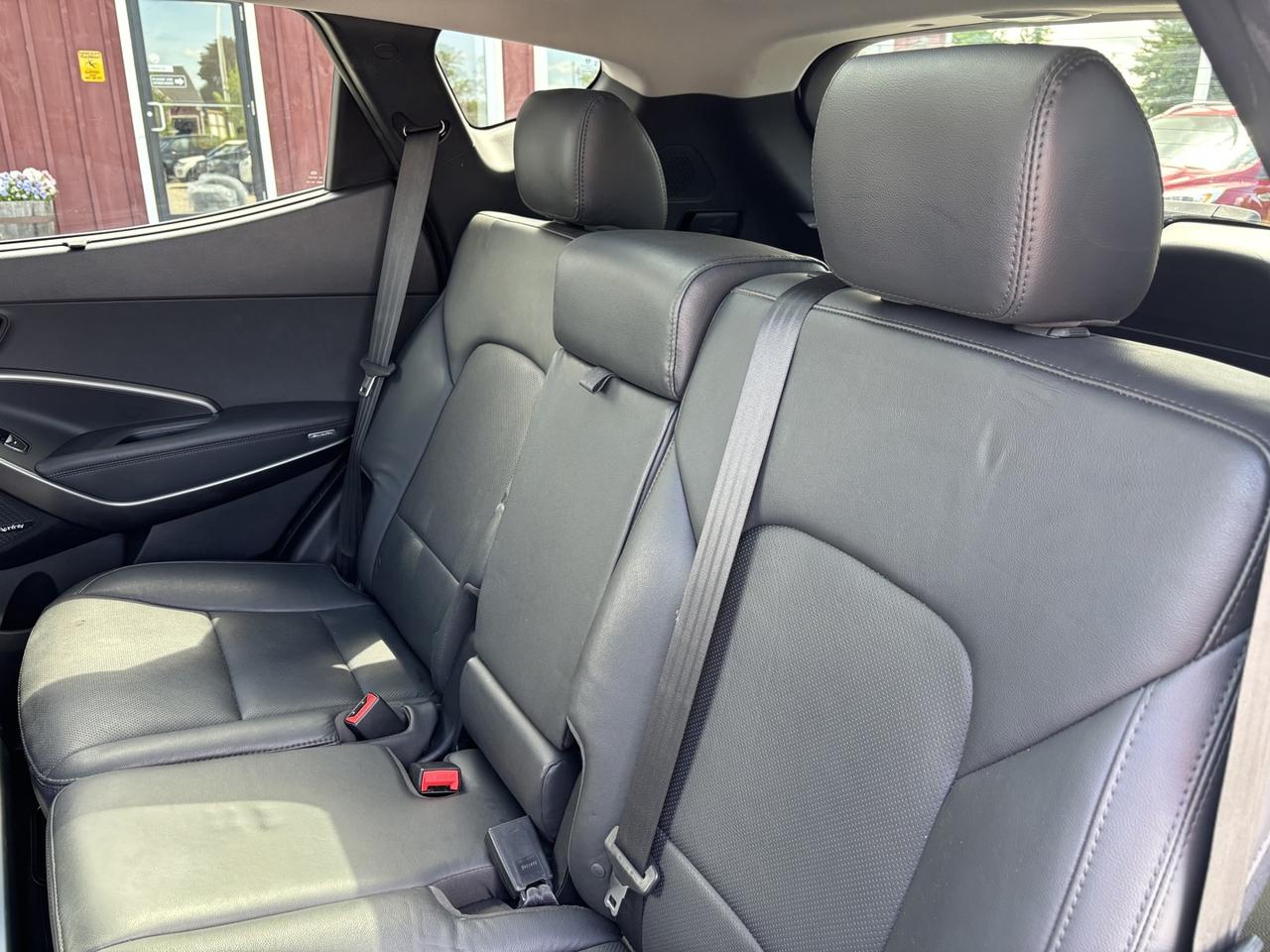 2017 Hyundai Santa Fe Sport 2.0T Ultimate AWD Photo
