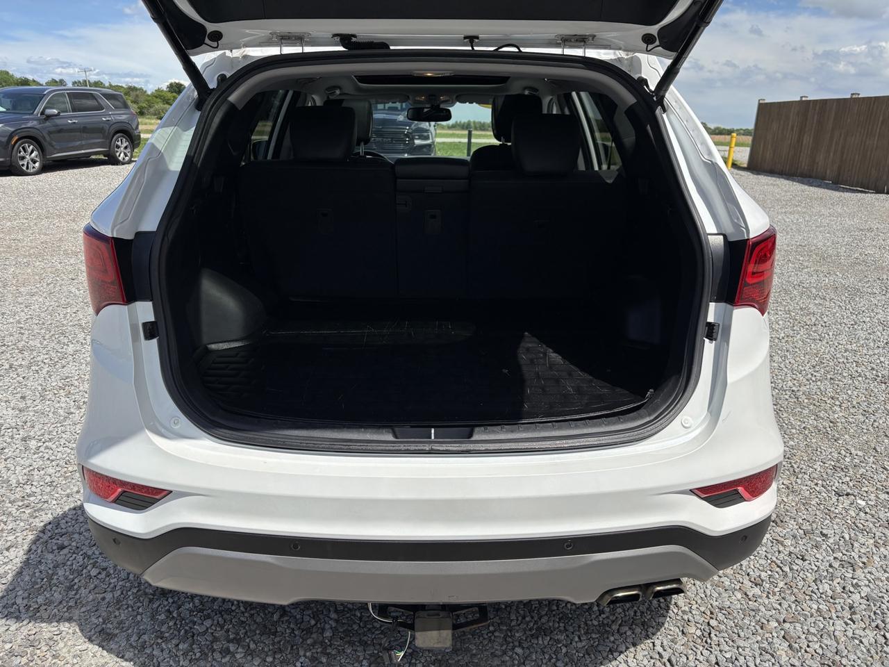 2017 Hyundai Santa Fe Sport 2.0T Ultimate AWD Photo