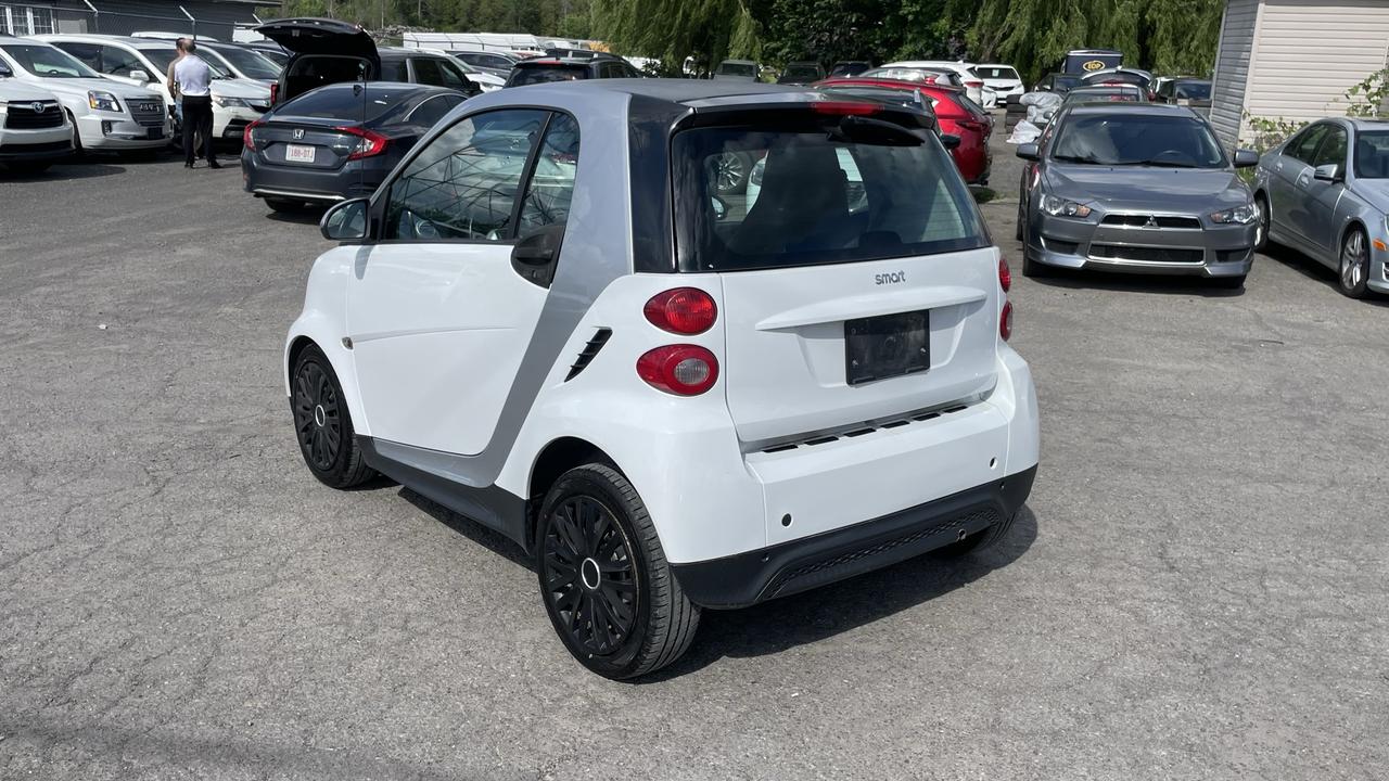 2013 Smart fortwo Pure Photo2