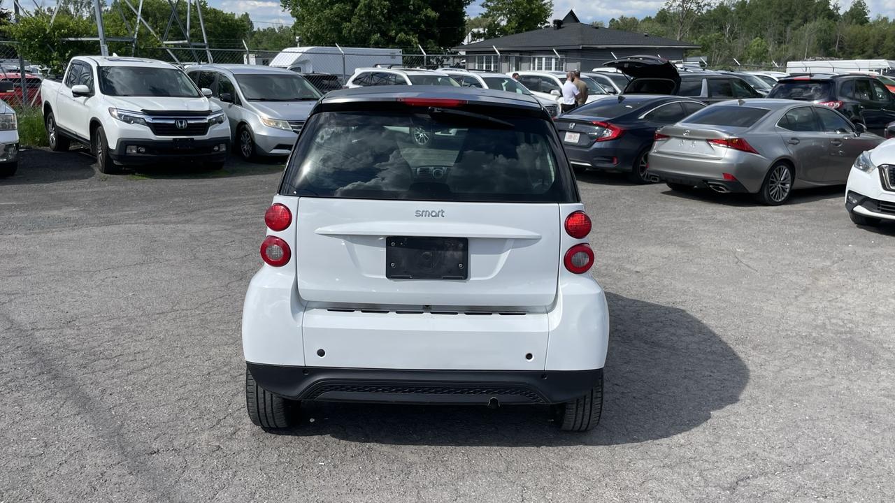 2013 Smart fortwo Pure Photo3