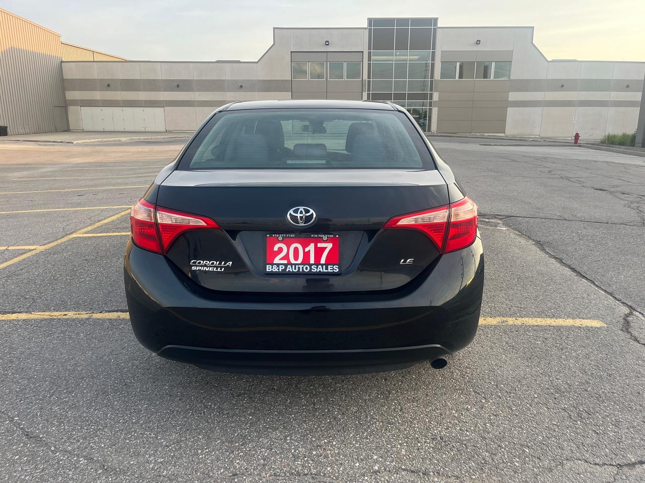 2017 Toyota Corolla 4dr Sdn CVT LE Photo