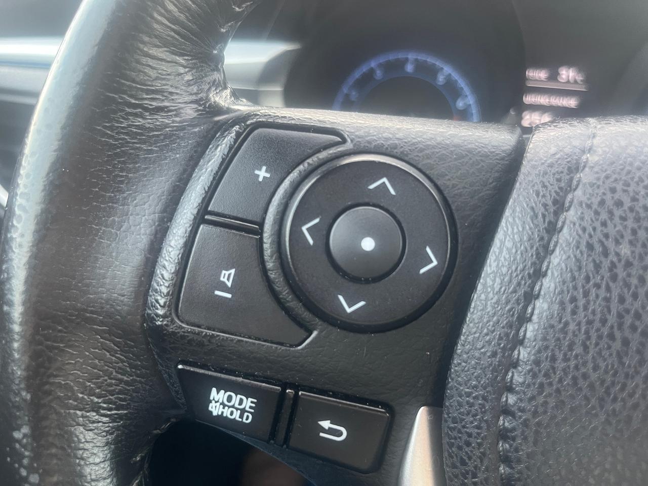 2015 Toyota Corolla 4dr Sdn CVT S Photo