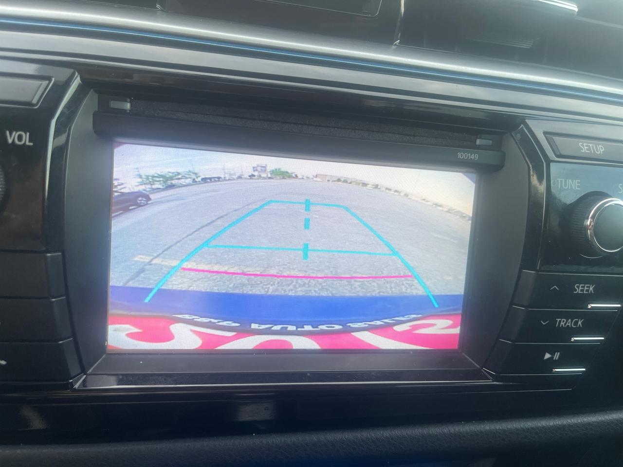 2015 Toyota Corolla 4dr Sdn CVT S Photo