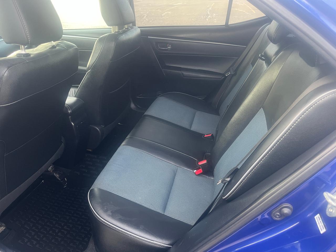 2015 Toyota Corolla 4dr Sdn CVT S Photo