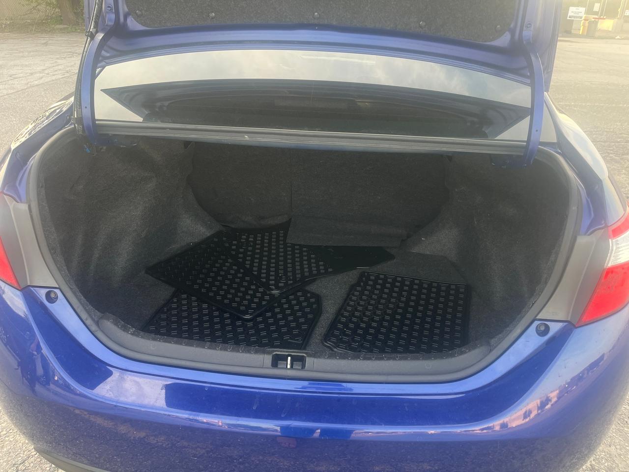 2015 Toyota Corolla 4dr Sdn CVT S Photo