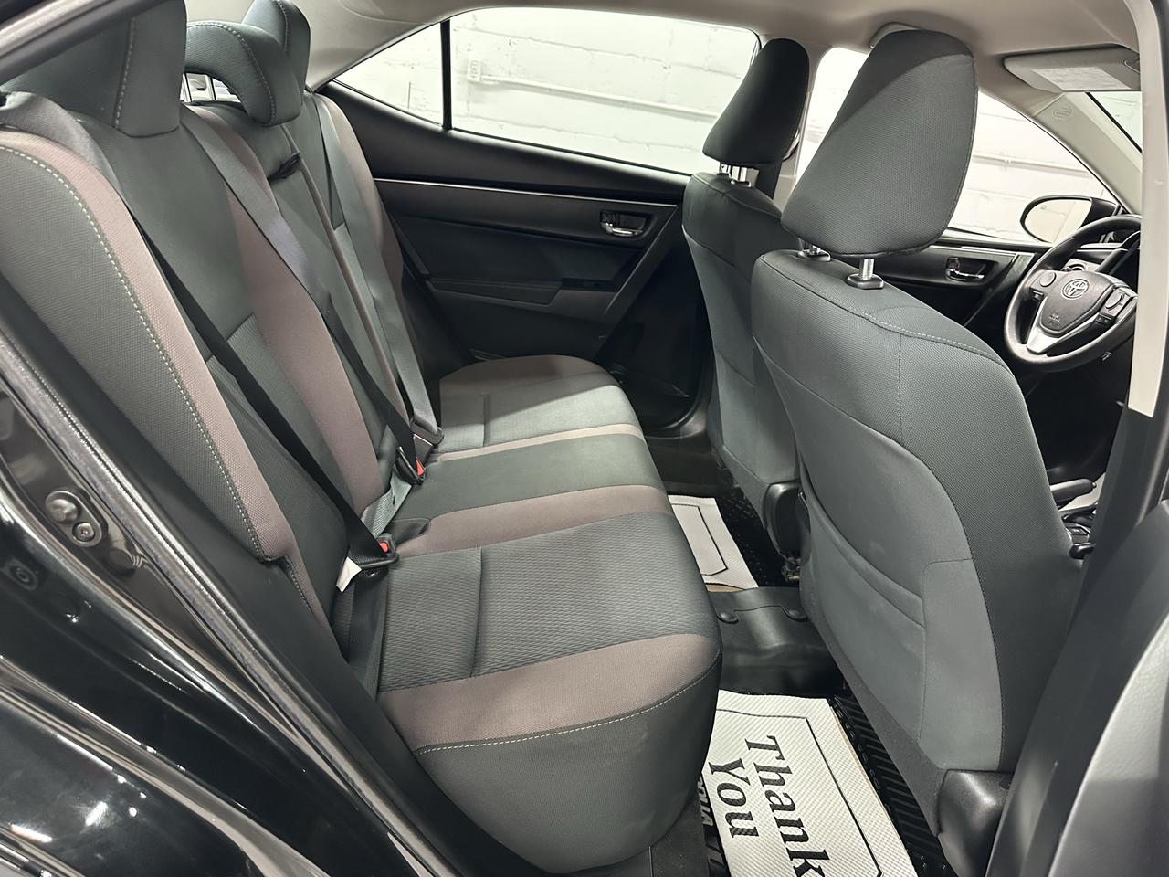 2018 Toyota Corolla LE Photo17