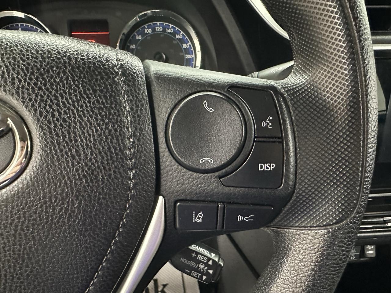 2018 Toyota Corolla LE | ONE OWNER | CLEAN CARFAX | TOW HITCH Photo