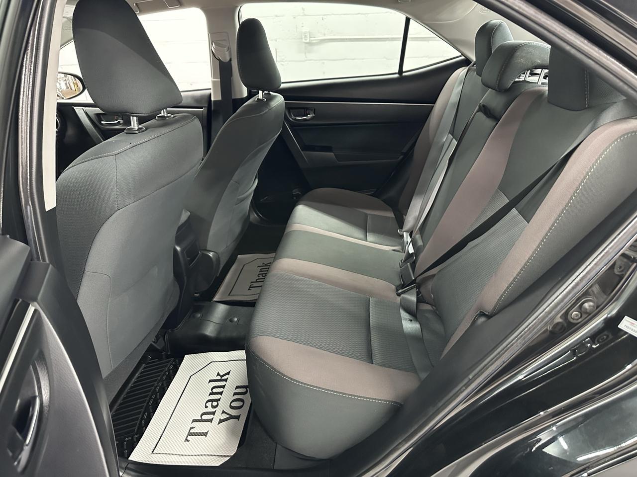 2018 Toyota Corolla LE Photo26