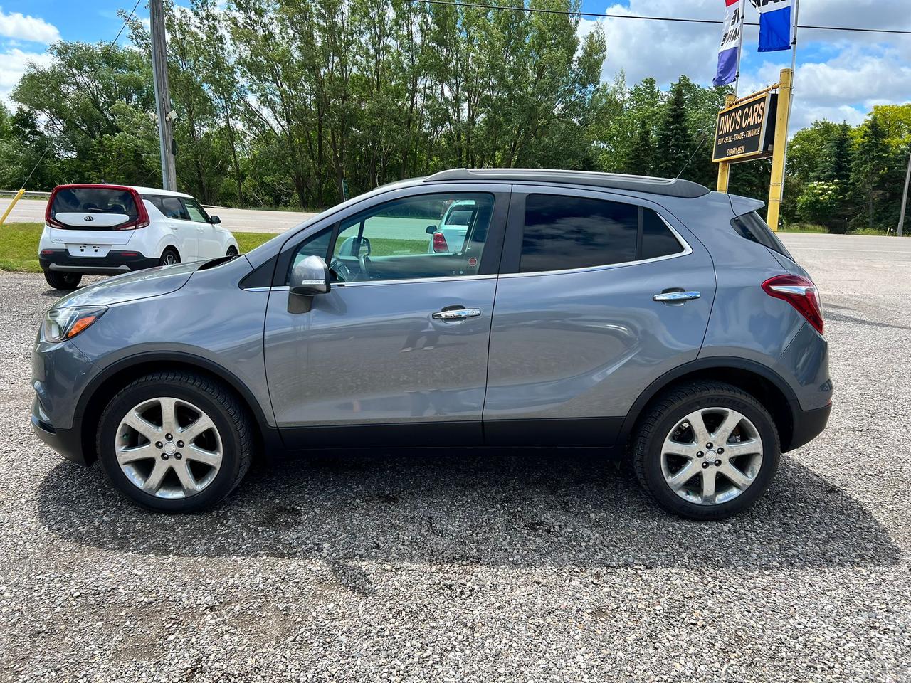 2019 Buick Encore AWD 4dr Essence CERTIFIED Photo1