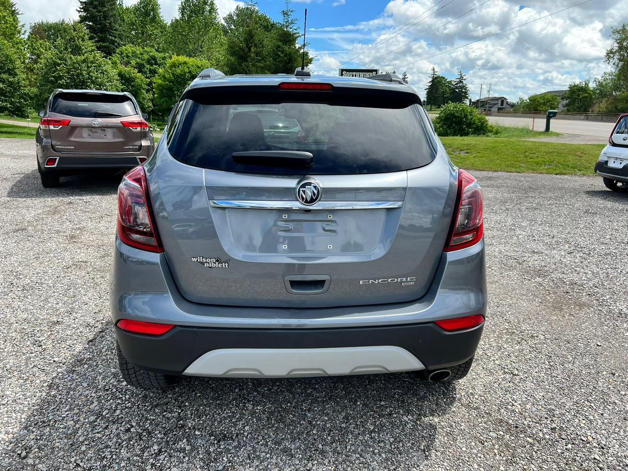 2019 Buick Encore AWD 4dr Essence CERTIFIED Photo