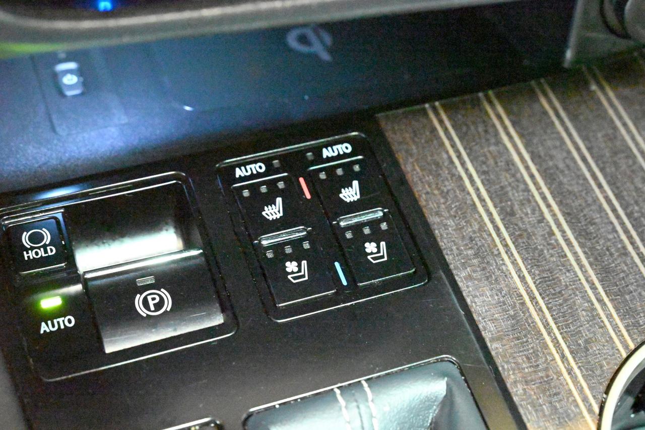 14266925.825718579