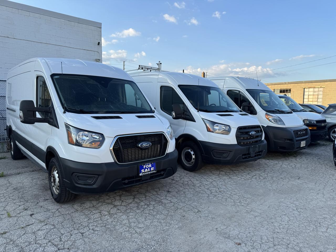 2024 Ford Transit Cargo Van T-250 148" Med Rf 9070 GVWR AWD - Photo #2