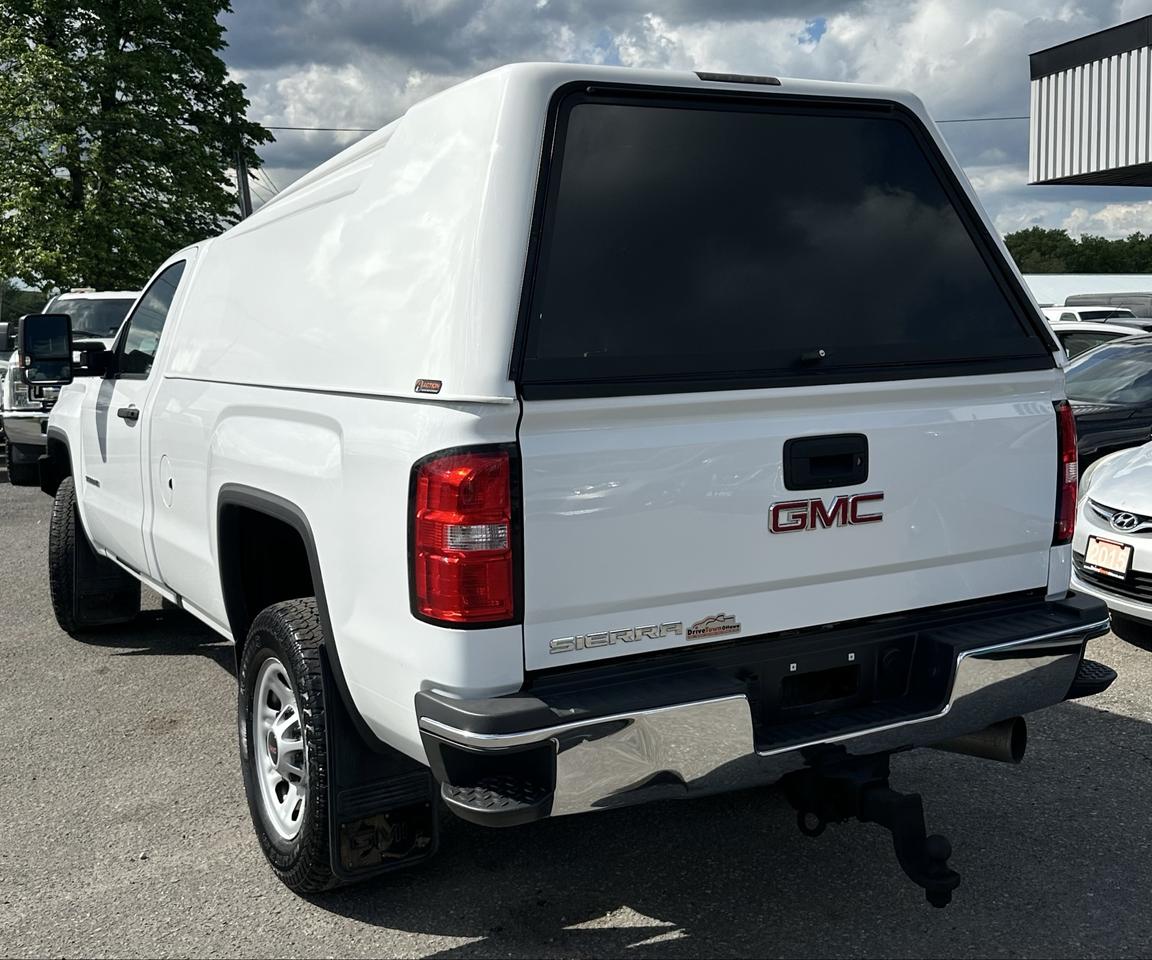 2017 GMC Sierra 3500  Photo4