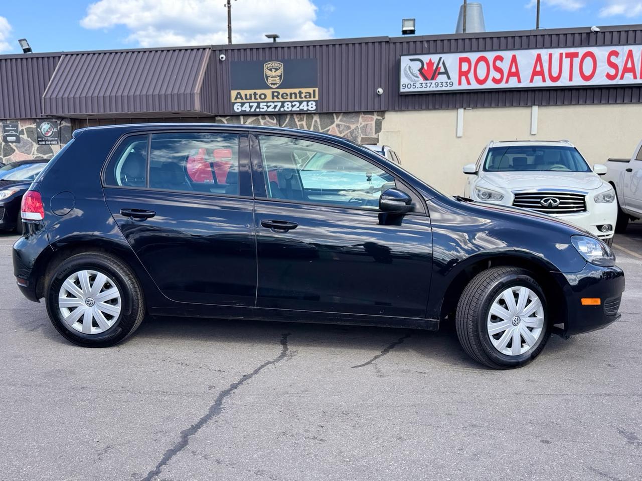 2012 Volkswagen Golf AUTO ONE OWNER SAFETY 2.5L ENG NEW TIRES & BRAKES Photo