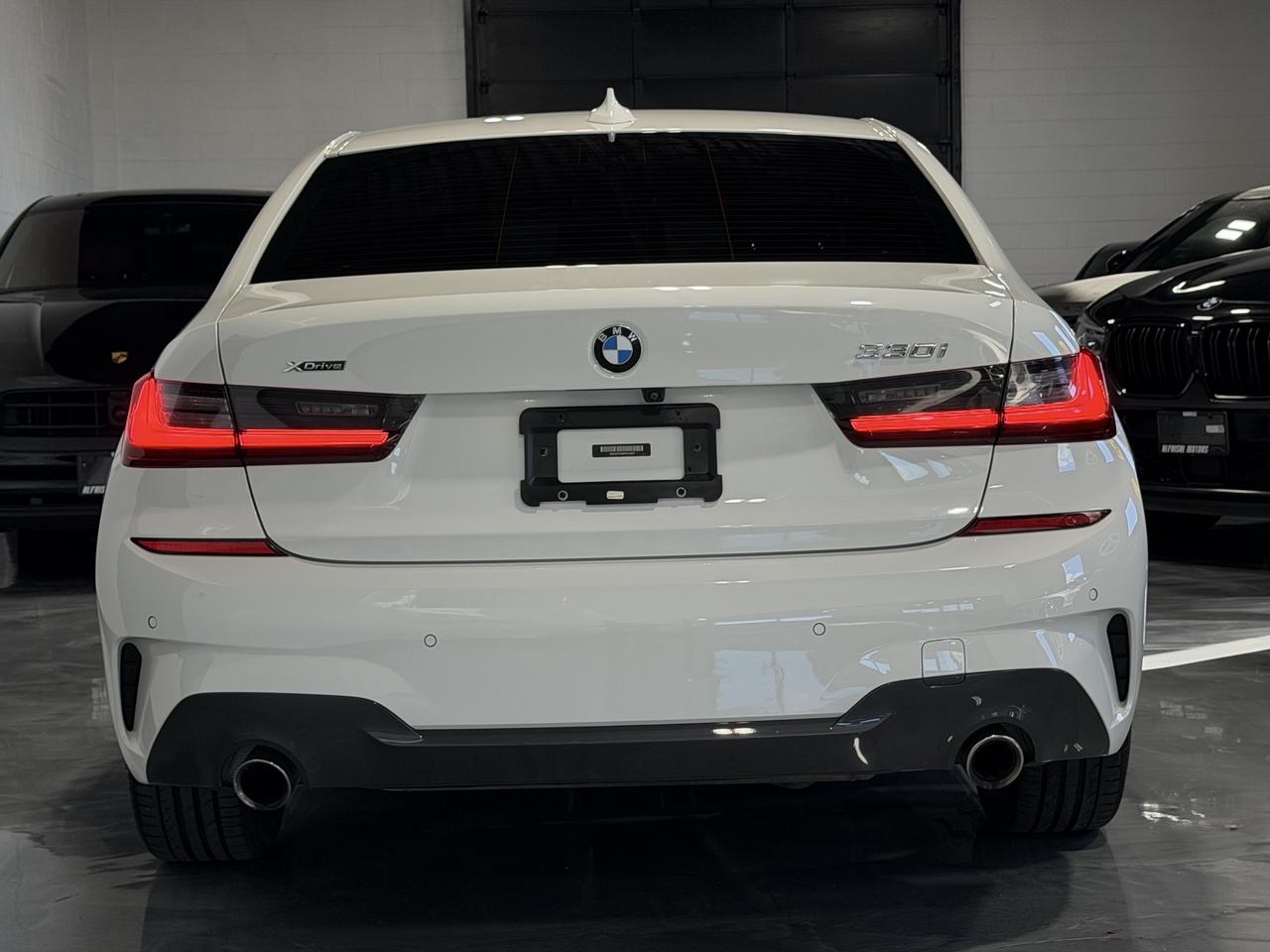 2019 BMW 3 Series 330i xDrive M-Sport, No Accident, Navi, Backup Photo3