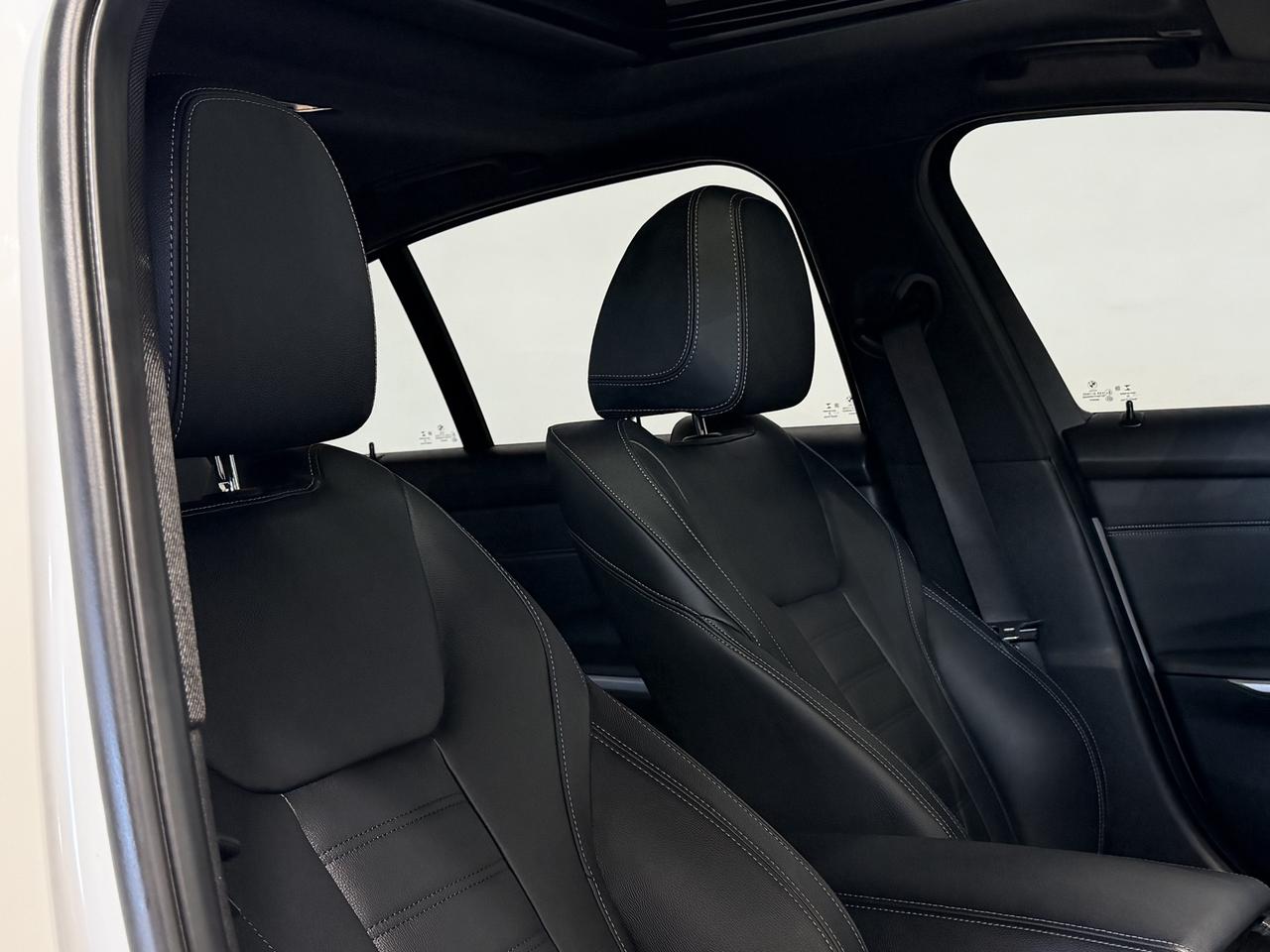 2019 BMW 3 Series 330i xDrive M-Sport, No Accident, Navi, Backup Photo