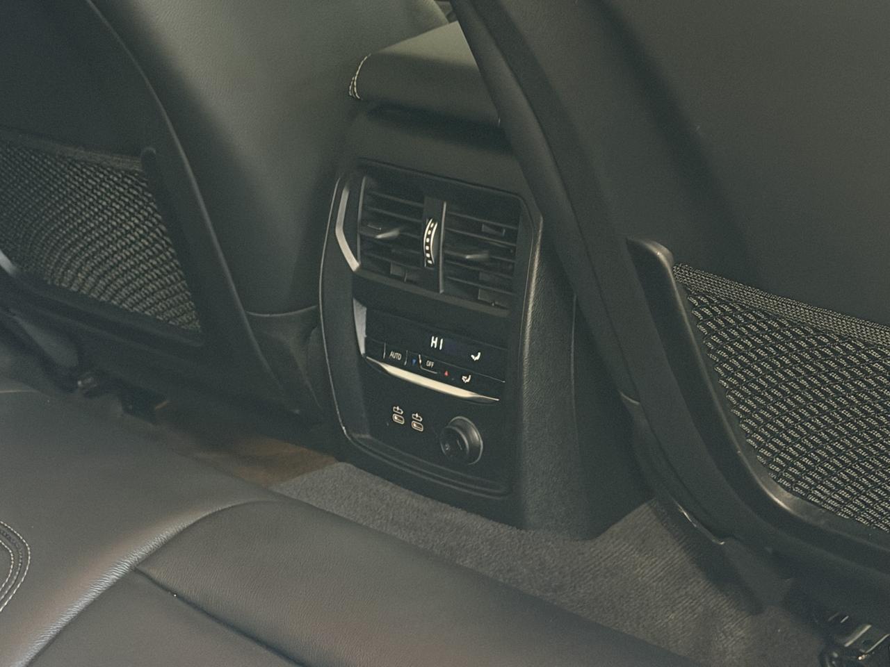 2019 BMW 3 Series 330i xDrive M-Sport, No Accident, Navi, Backup Photo