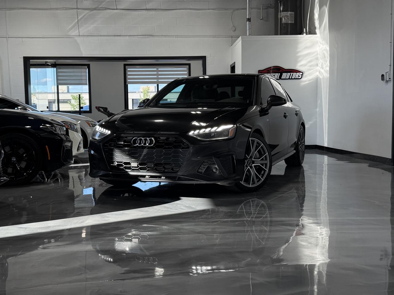 2020 Audi A4 Progressiv S-Line, Navi, Backup, Sunroof Photo0