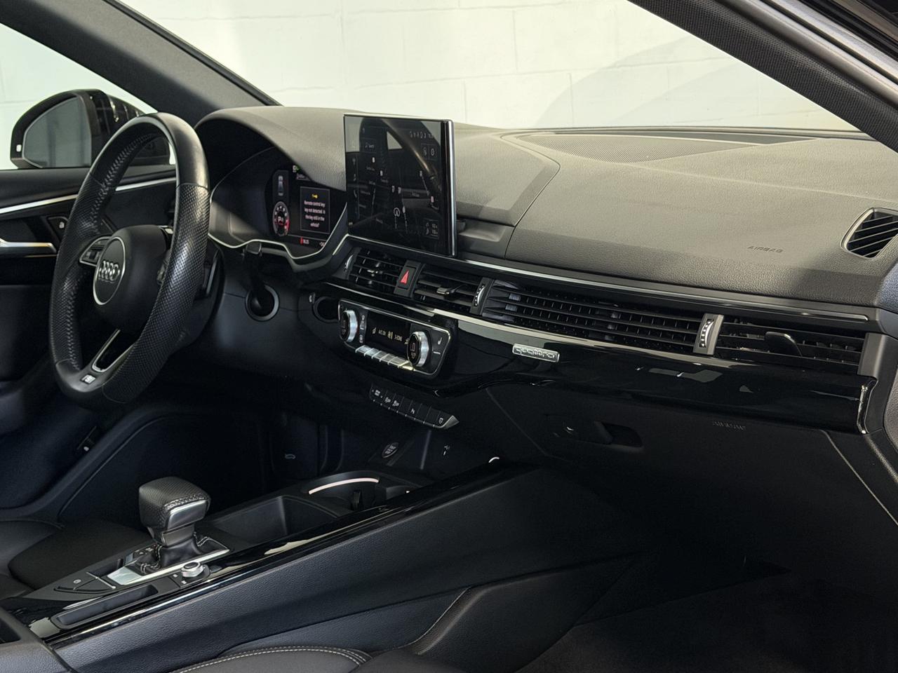 2020 Audi A4 Progressiv S-Line, Navi, Backup, Sunroof Photo