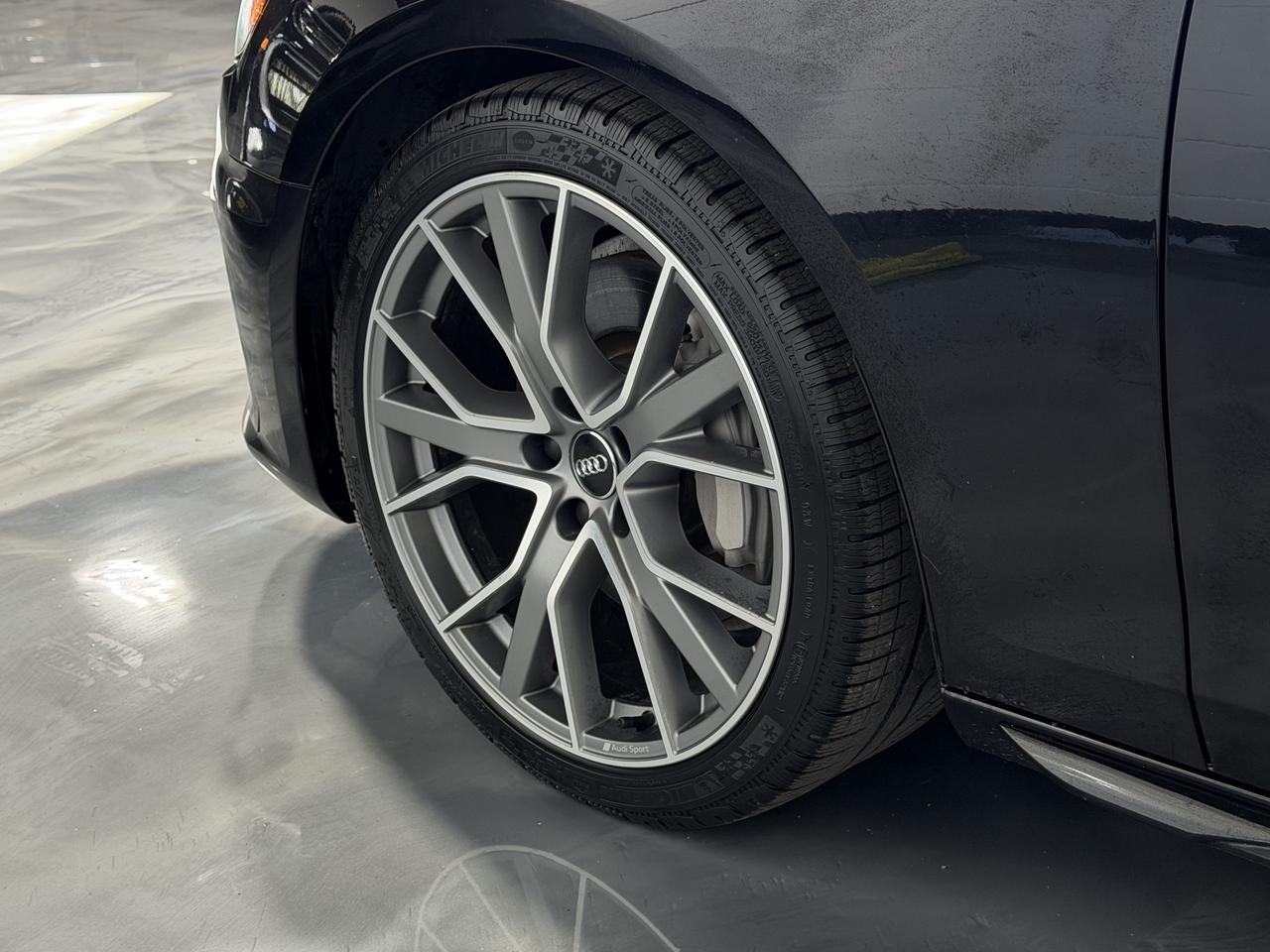 2020 Audi A4 Progressiv S-Line, Navi, Backup, Sunroof Photo