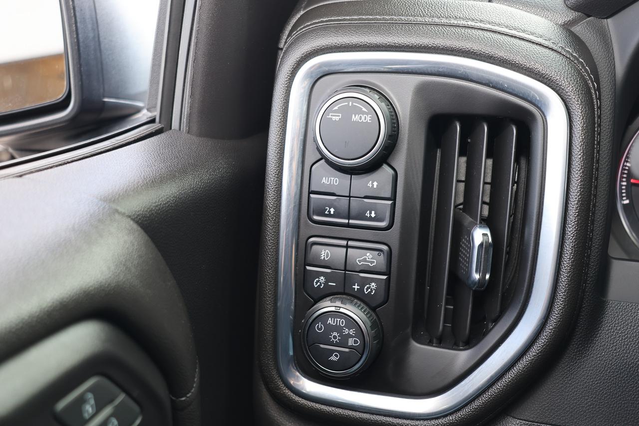 2022 Chevrolet Silverado 1500 LT Z71 Trail Boss 5.3L V8 Photo