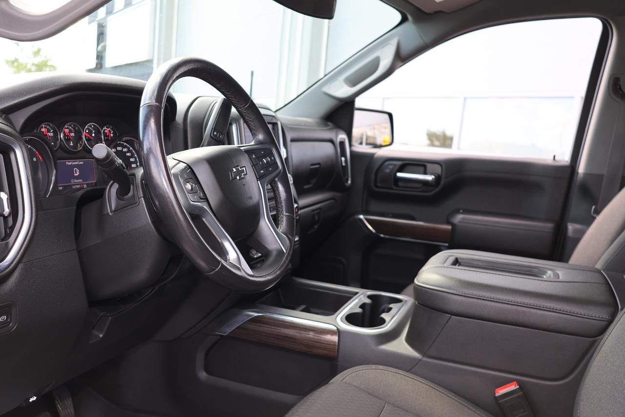 2022 Chevrolet Silverado 1500 LT Z71 Trail Boss 5.3L V8 Photo