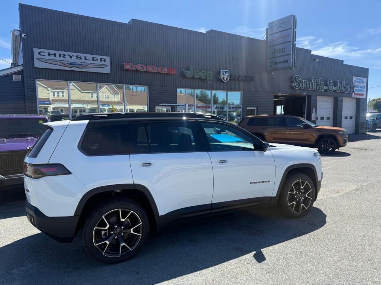 2026 Jeep Cherokee OVERLAND Photo