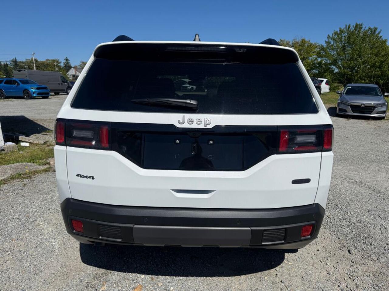 2026 Jeep Cherokee OVERLAND Photo