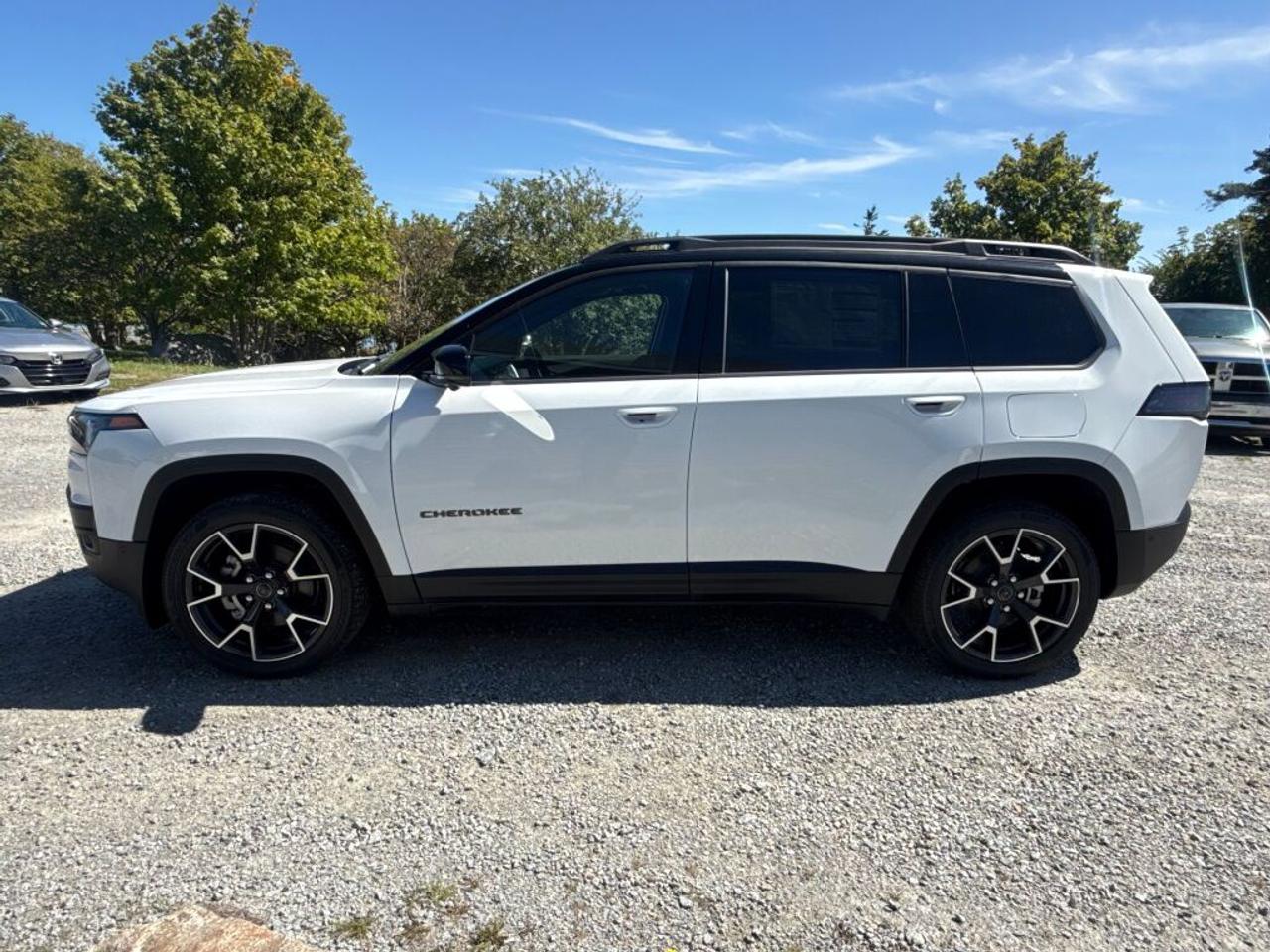 2026 Jeep Cherokee OVERLAND Photo