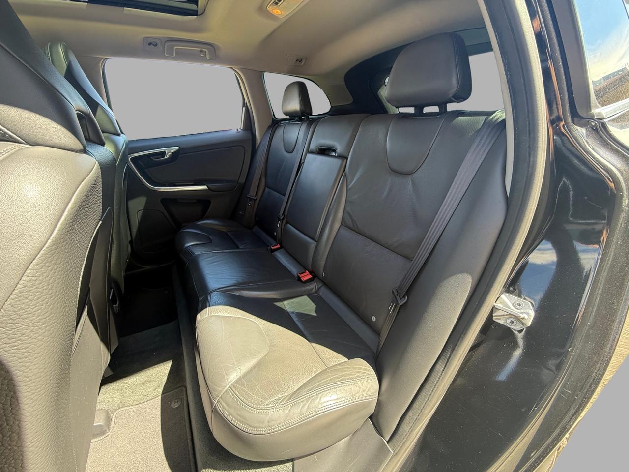 2014 Volvo XC60 AWD 5DR T6 Photo