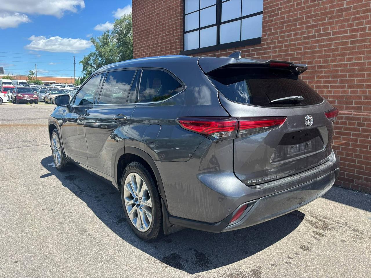 2020 Toyota Highlander LIMITED AWD Photo4