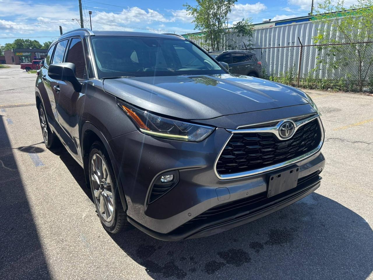 2020 Toyota Highlander LIMITED AWD Photo
