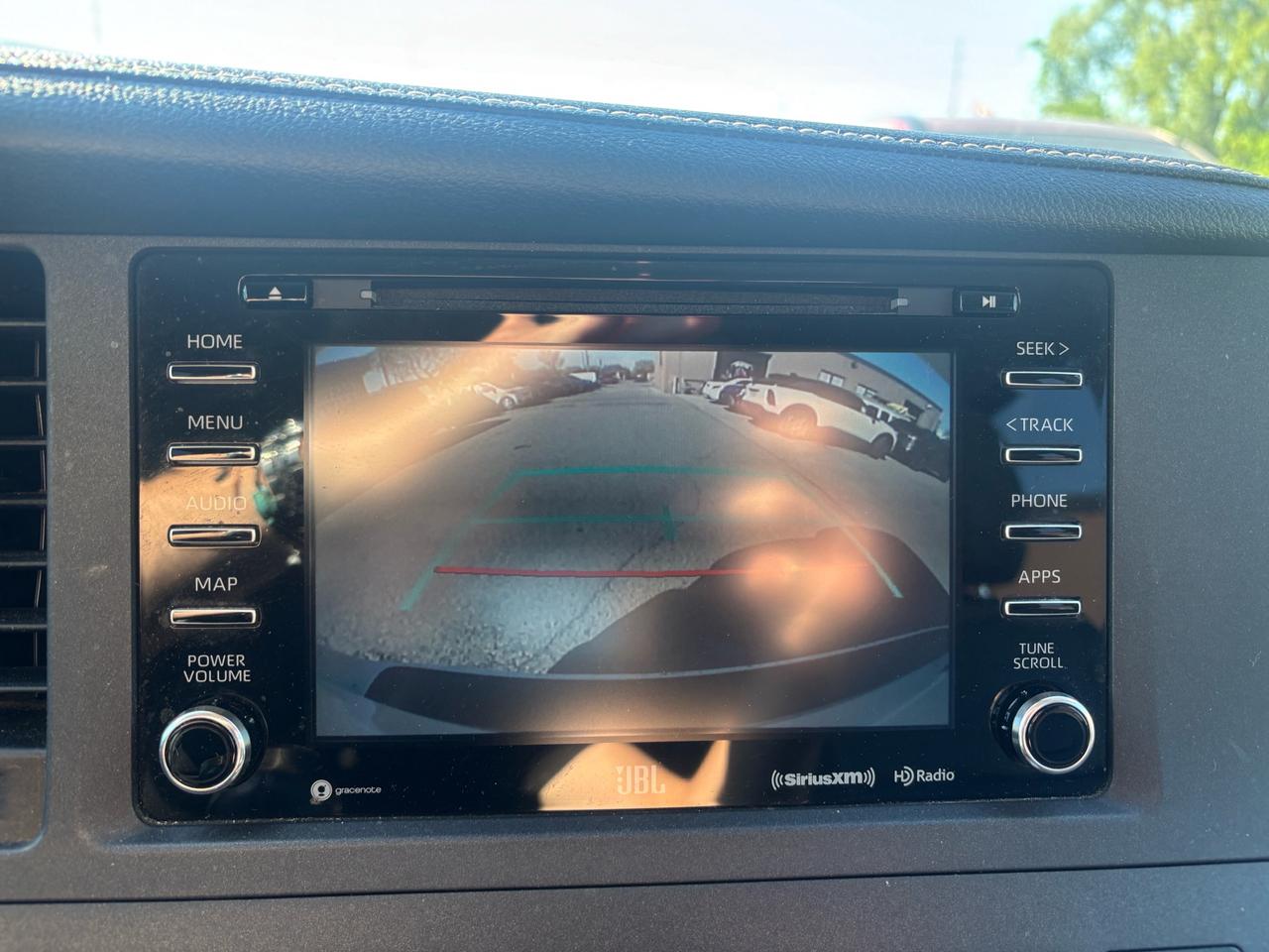 2020 Toyota Sienna SE 7-Passenger AWD Photo