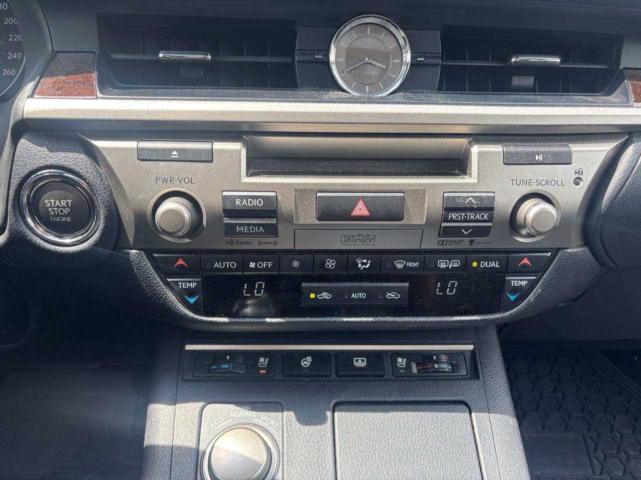 2015 Lexus ES 350 4dr Sdn Photo