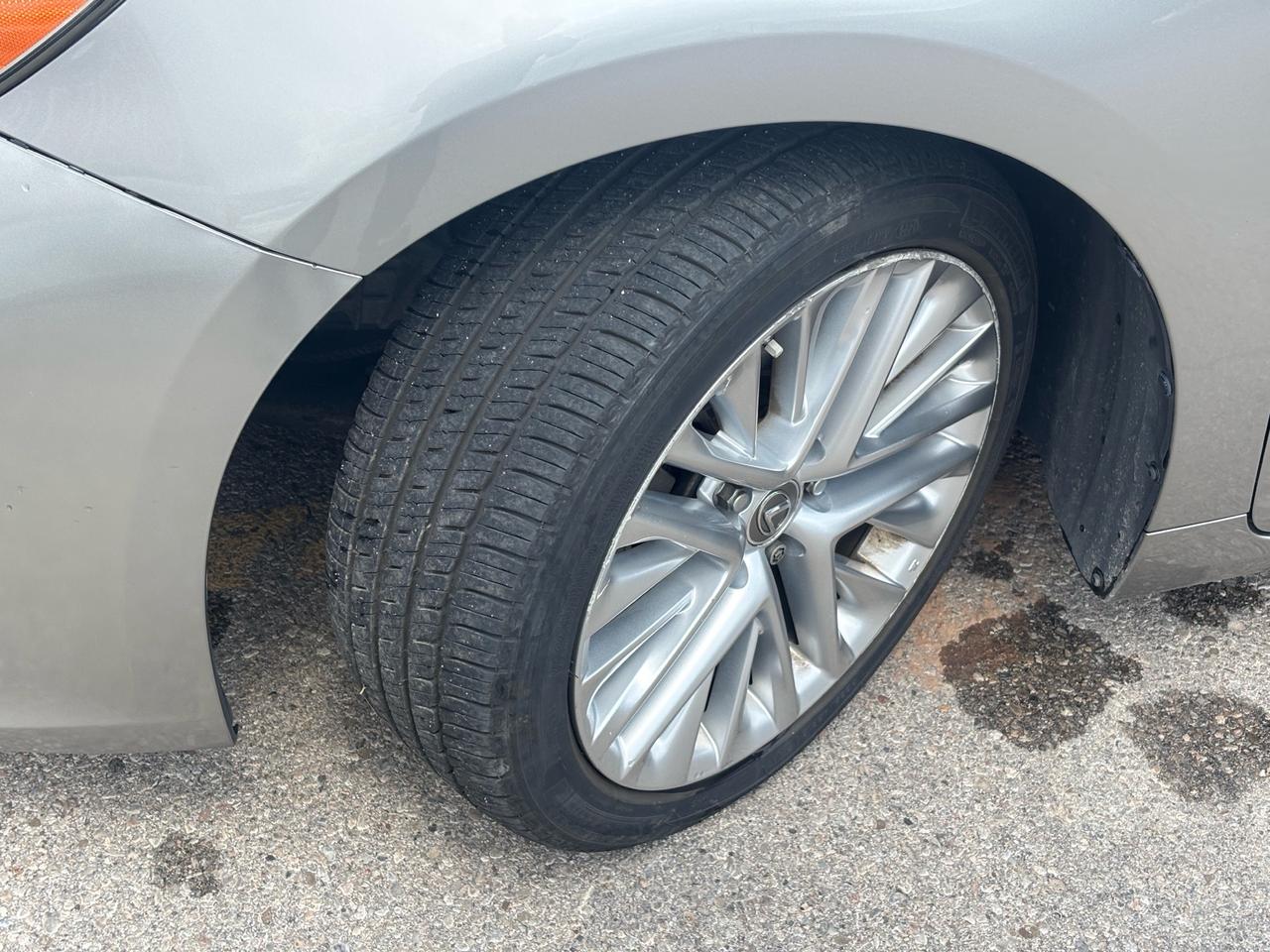 2015 Lexus ES 350 4dr Sdn Photo