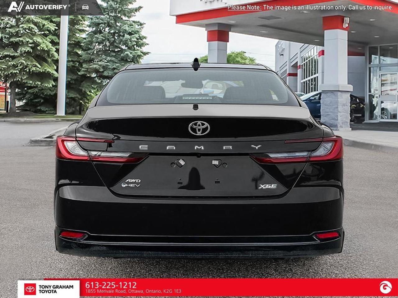 2026 Toyota Camry XLE Photo4