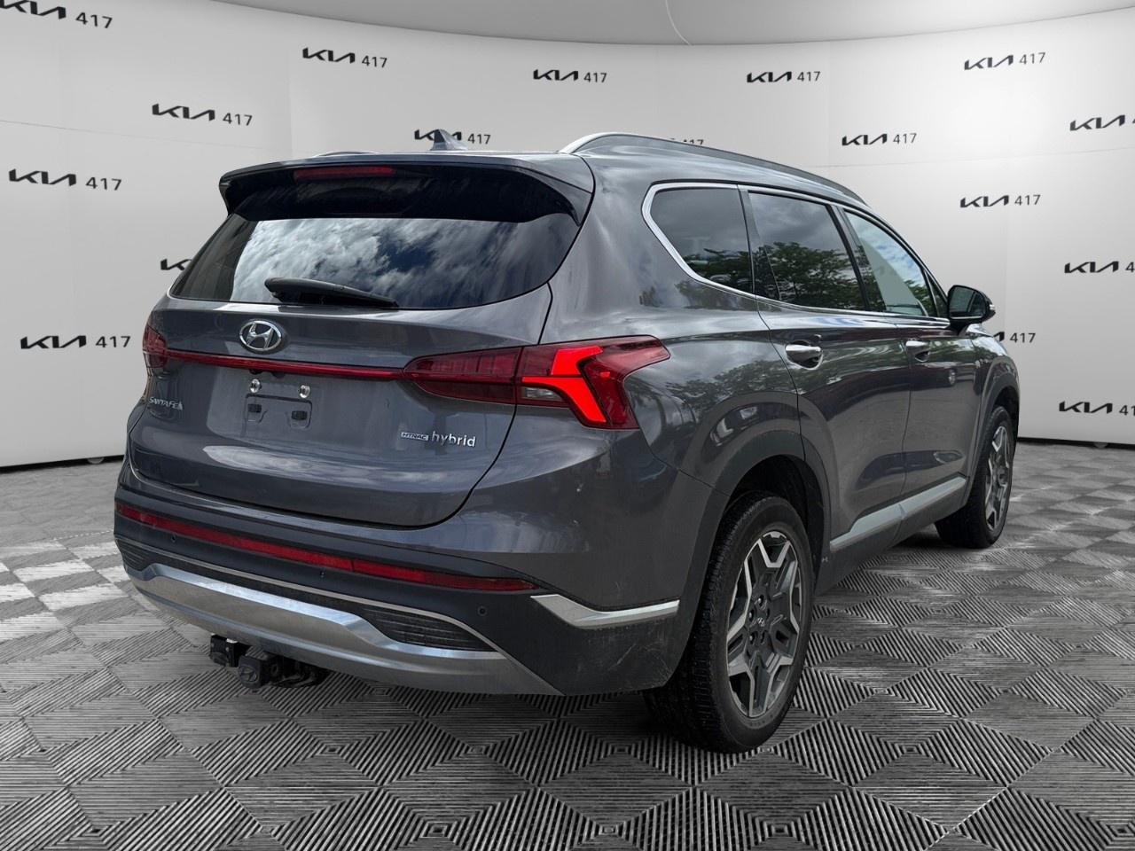 2023 Hyundai Santa Fe Hybrid Luxury AWD Photo4