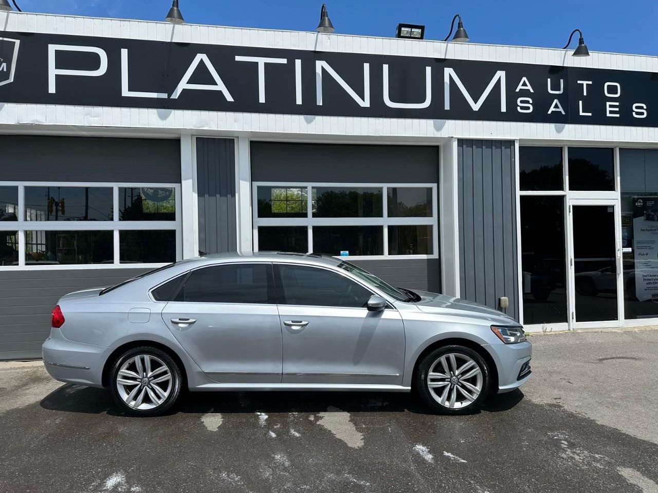 Used 2016 Volkswagen Passat 1.8 TSI Highline for sale in Kingston, ON