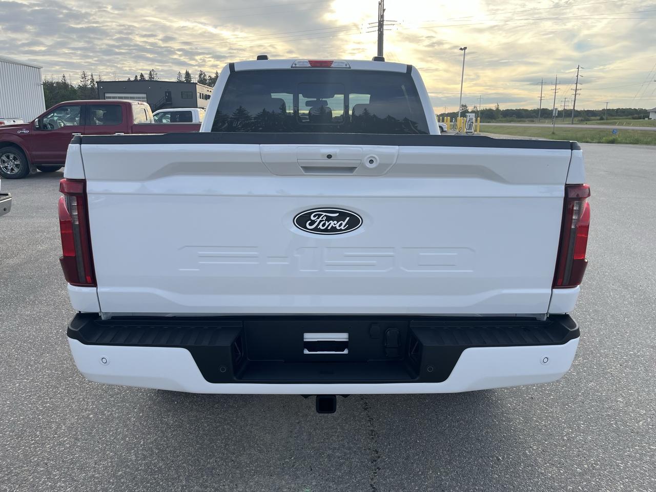 2026 Ford F-150 XLT 4WD SuperCrew 6.5' Box Photo4