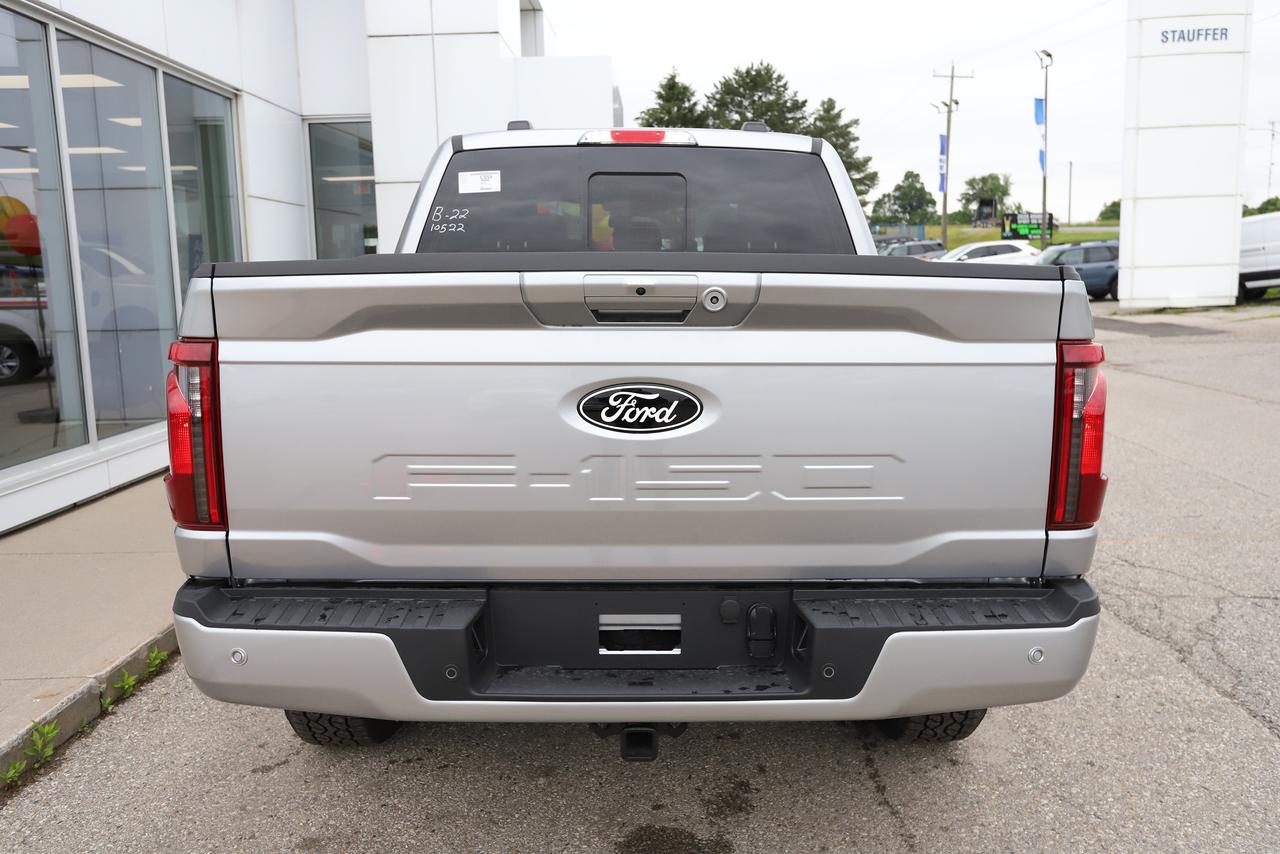 2026 Ford F-150 XLT 4WD SuperCrew 5.5' Box Photo4