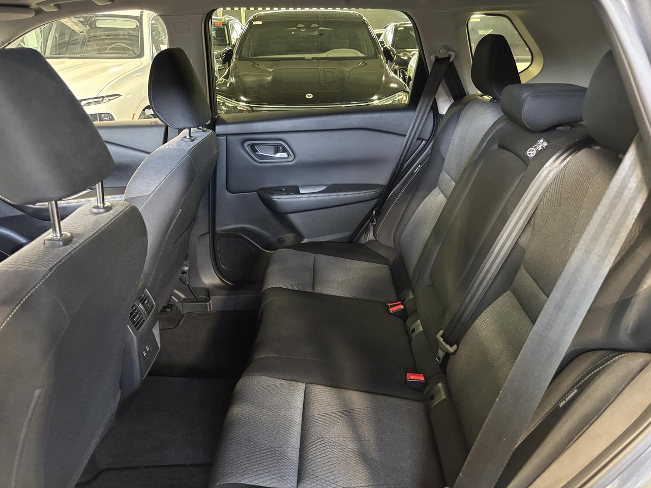 2024 Nissan Rogue SV AWD|MOONROOF|ALLOYS|HEATEDSEATS|HEATEDSTEERING| Photo