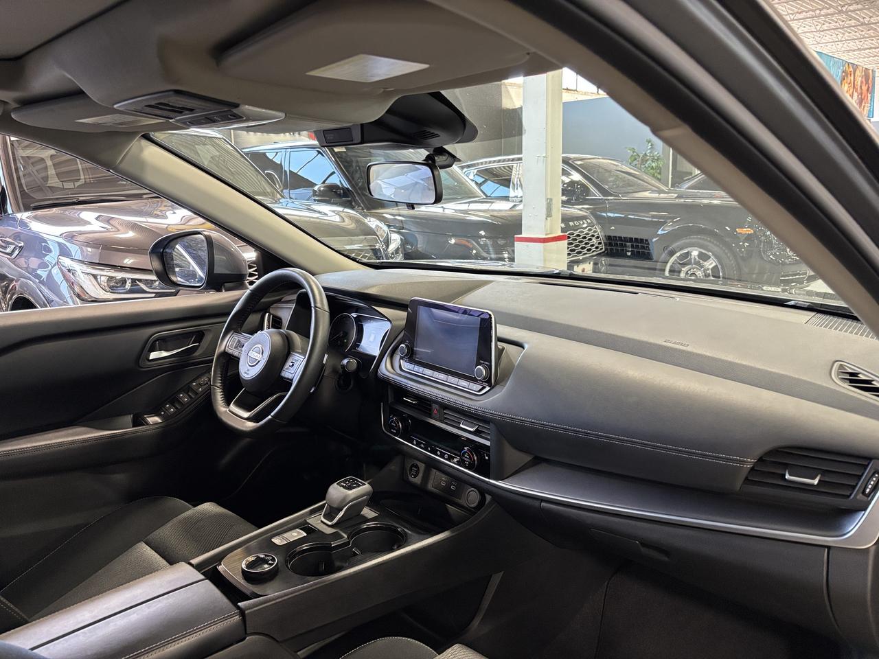 2024 Nissan Rogue SV AWD|MOONROOF|ALLOYS|HEATEDSEATS|HEATEDSTEERING| Photo