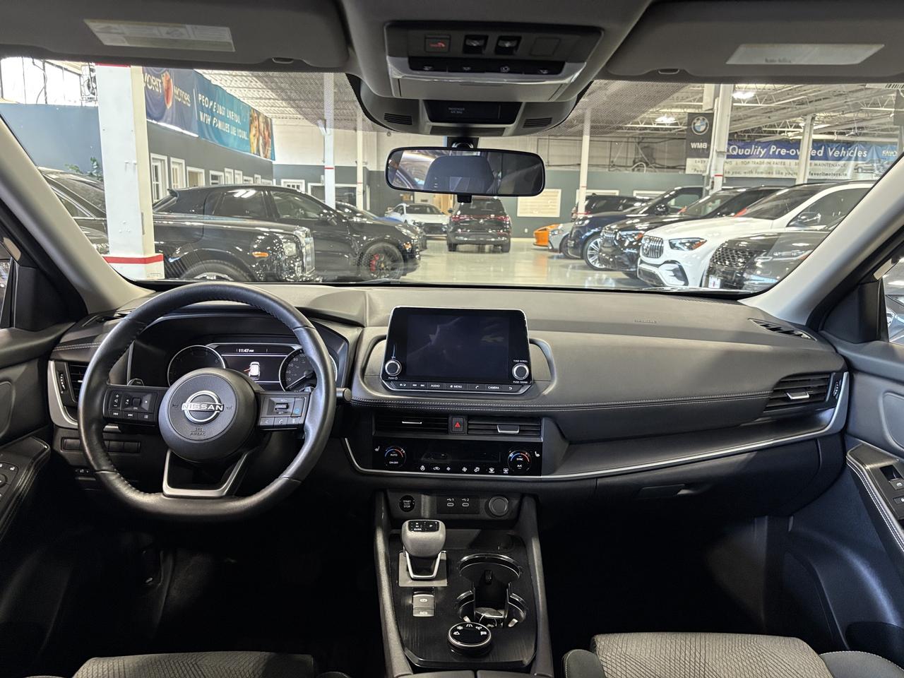 2024 Nissan Rogue SV AWD|MOONROOF|ALLOYS|HEATEDSEATS|HEATEDSTEERING| Photo